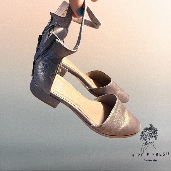 Eileen Fisher Ingle Metallic Suede Ankle Strap Wedge Pumps Size 6.5 - Picture 6 of 8